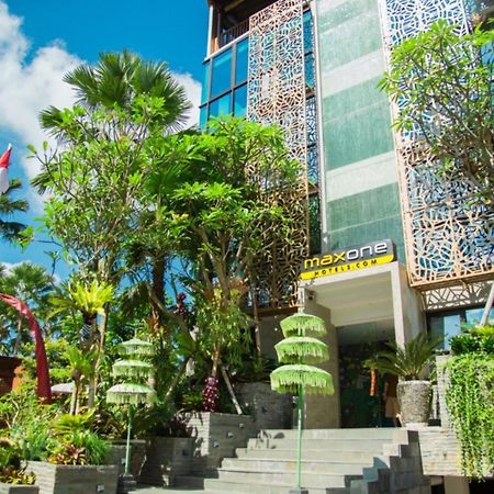 Maxonehotels At Ubud - Chse Certified Exterior photo