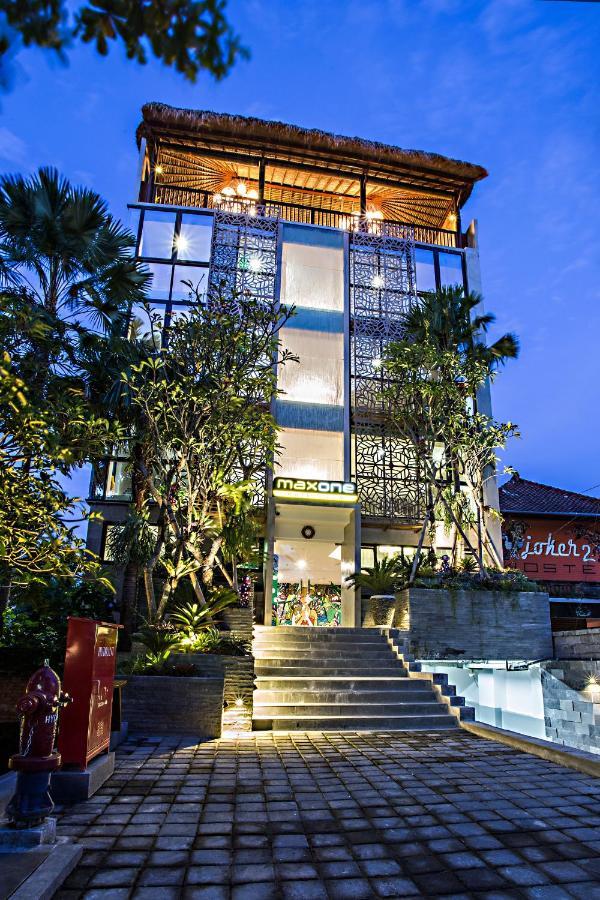 Maxonehotels At Ubud - Chse Certified Exterior photo