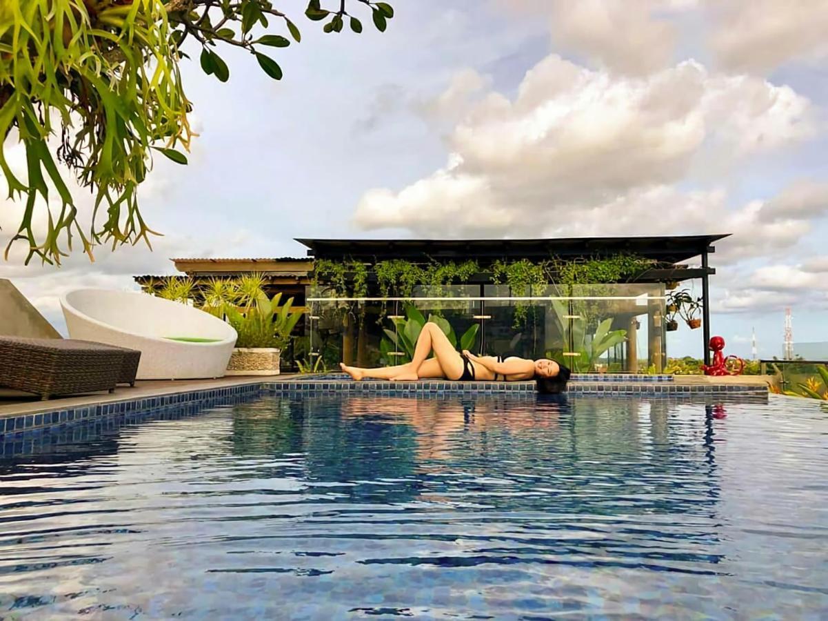 Maxonehotels At Ubud - Chse Certified Exterior photo