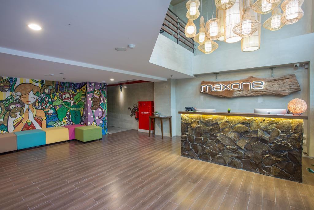 Maxonehotels At Ubud - Chse Certified Exterior photo